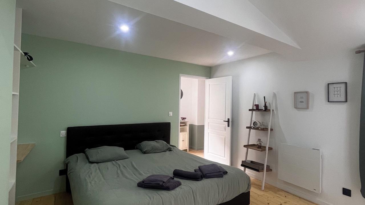 Photo of Bedroom in Cognac