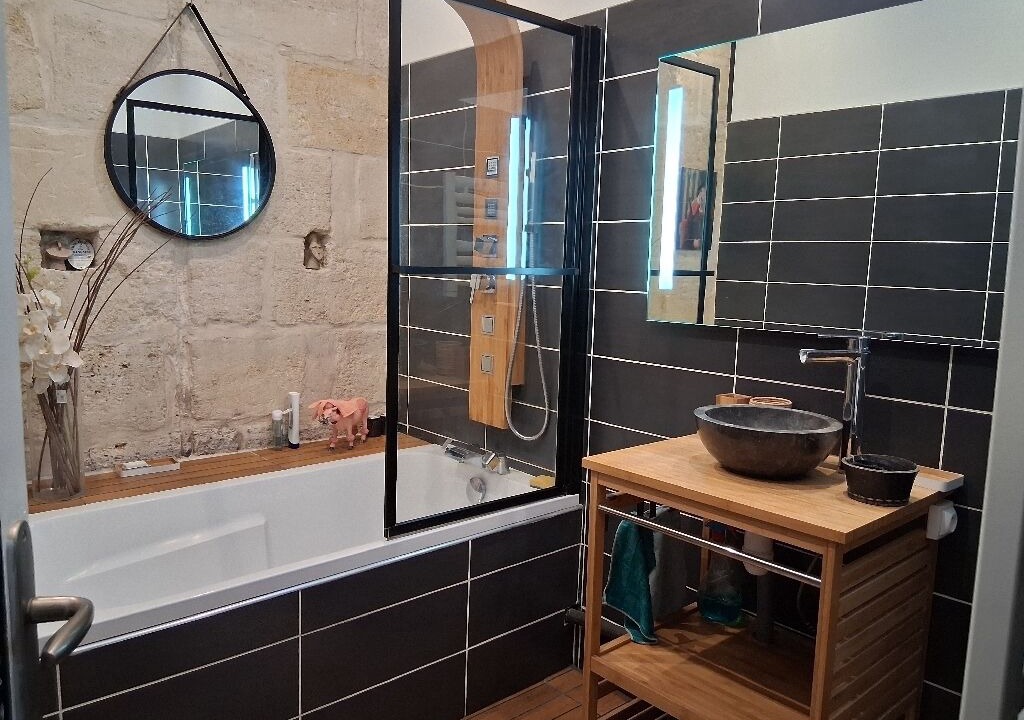Photo of Bathroom in Le Bouscat