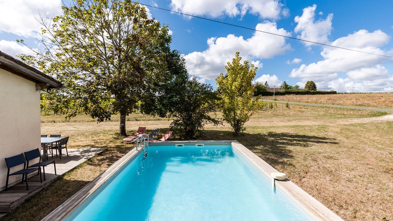 Photo of Outdoor in Les Salles-De-Castillon