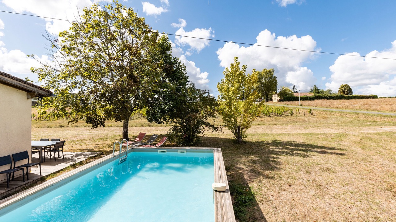 Photo of Outdoor in Les Salles-De-Castillon