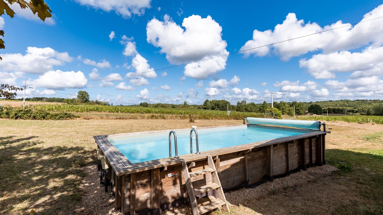 Photo of Outdoor in Les Salles-De-Castillon
