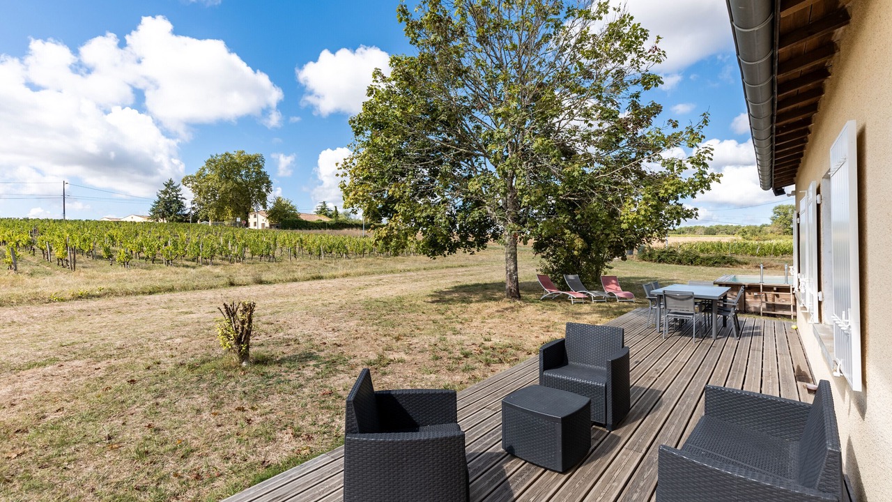 Photo of Outdoor in Les Salles-De-Castillon