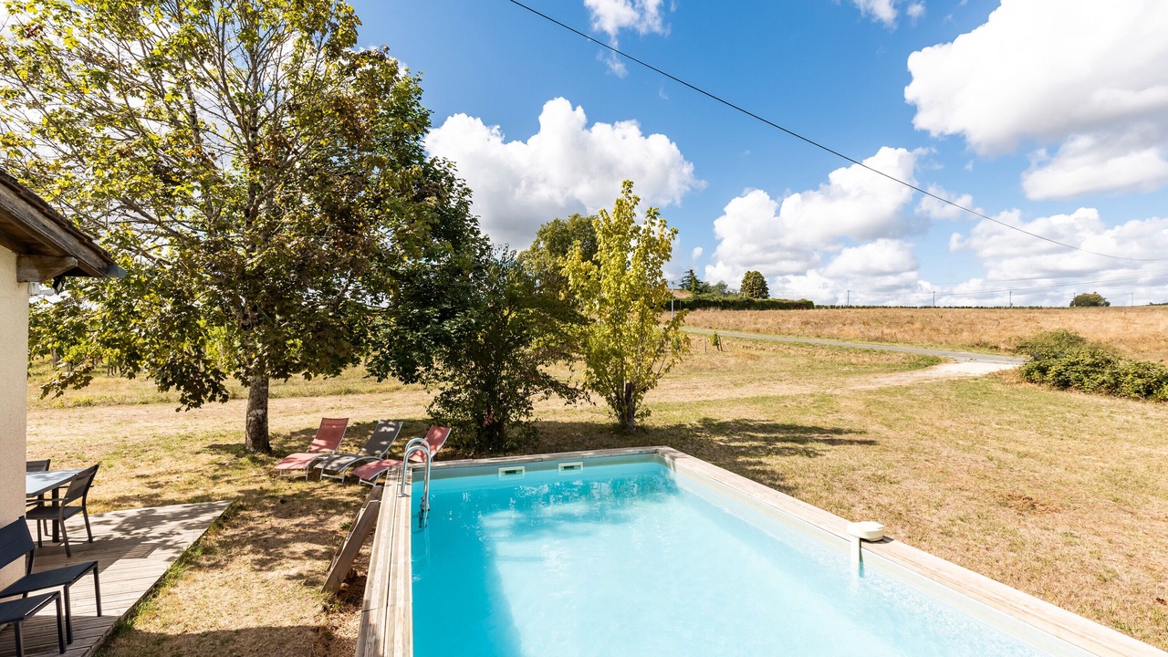 Photo of Outdoor in Les Salles-De-Castillon