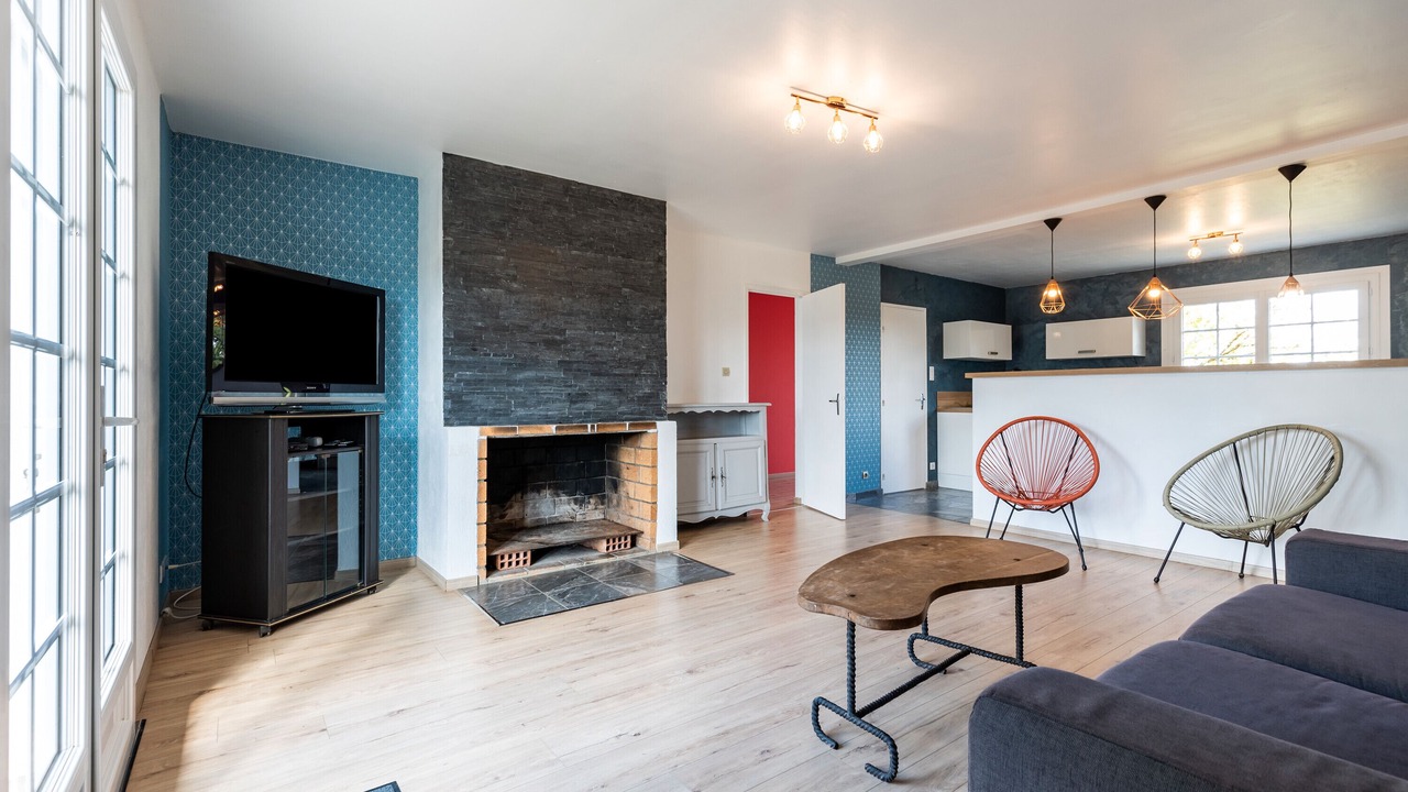 Photo of Livingroom in Les Salles-De-Castillon