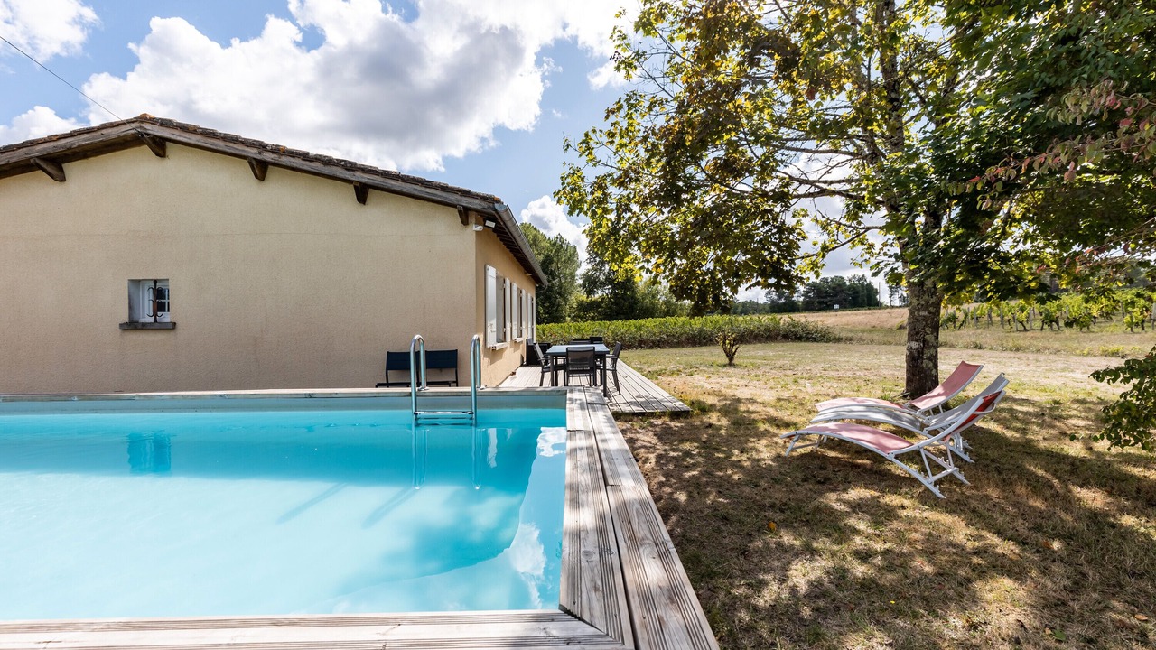 Photo of Outdoor in Les Salles-De-Castillon