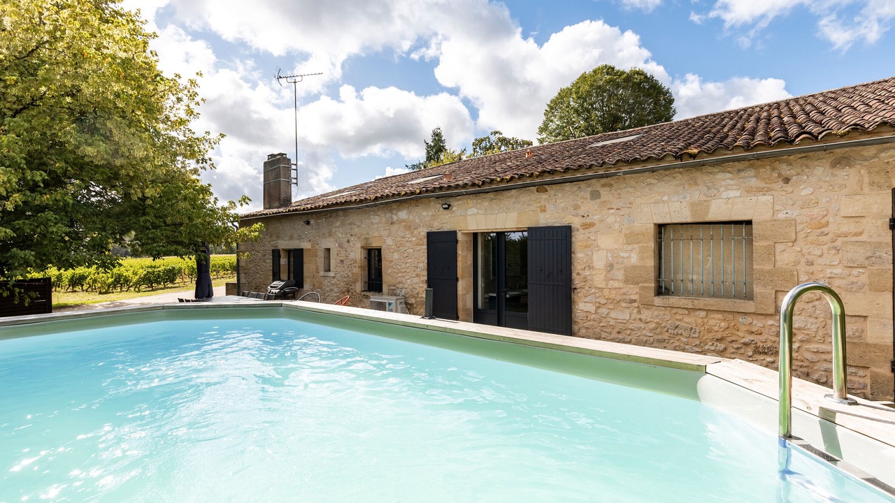 Photo of Outdoor in Les Salles-De-Castillon