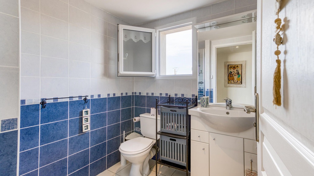 Photo of Bathroom in Cheray