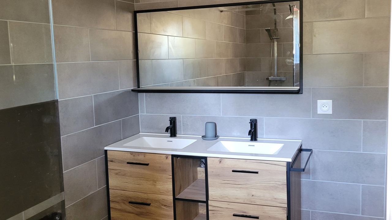 Photo of Bathroom in Saint-Martin-de-Gurson