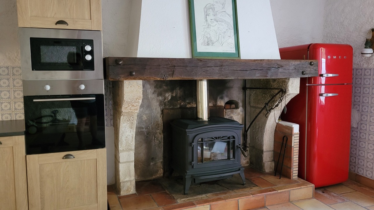 Photo of Kitchen in Saint-Martin-de-Gurson