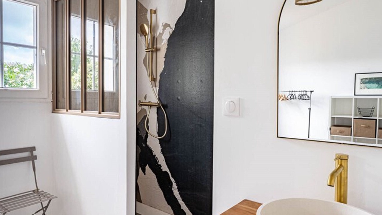 Photo of Bathroom in Ars-en-Re