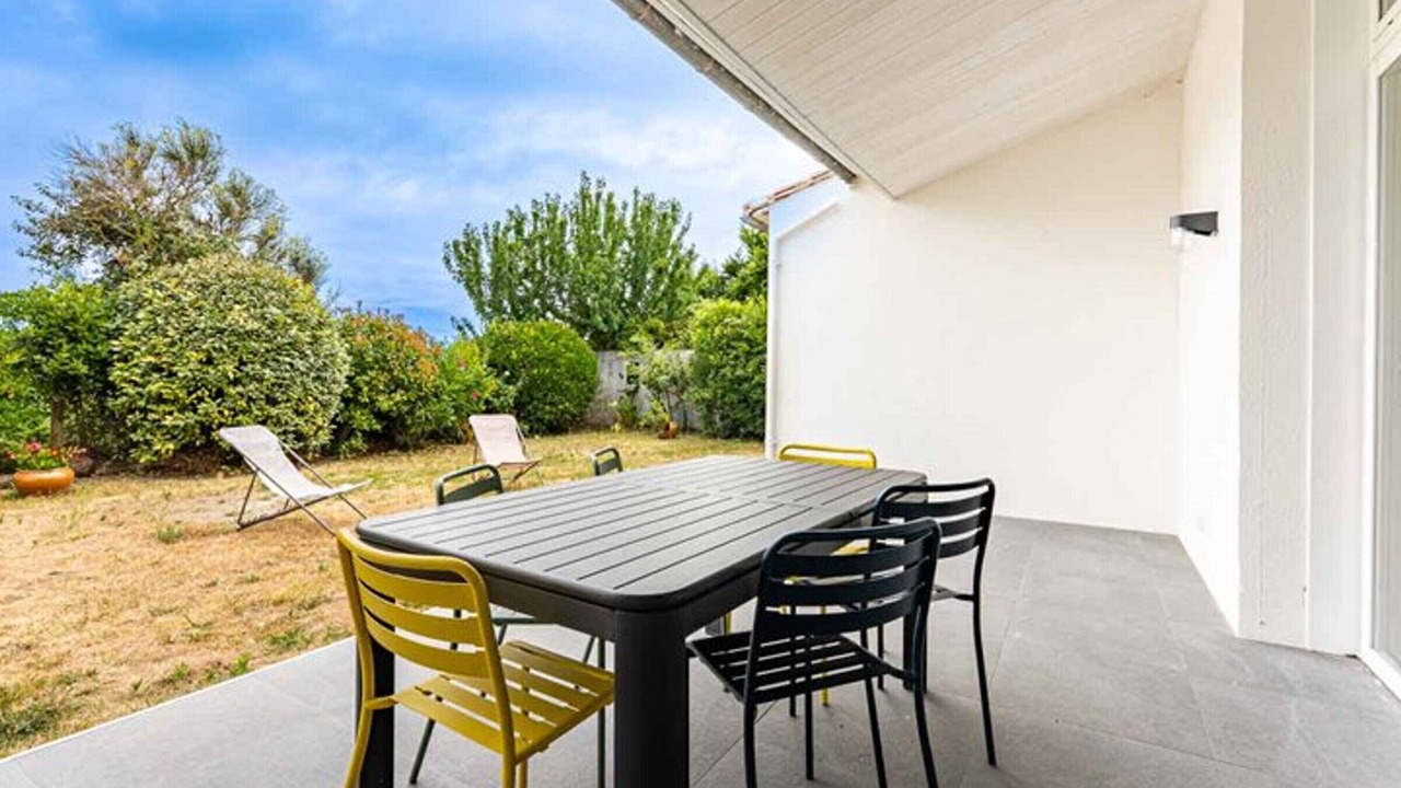Photo of Outdoor in Ars-en-Re