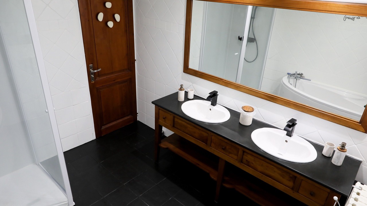 Photo of Bathroom in Bressuire