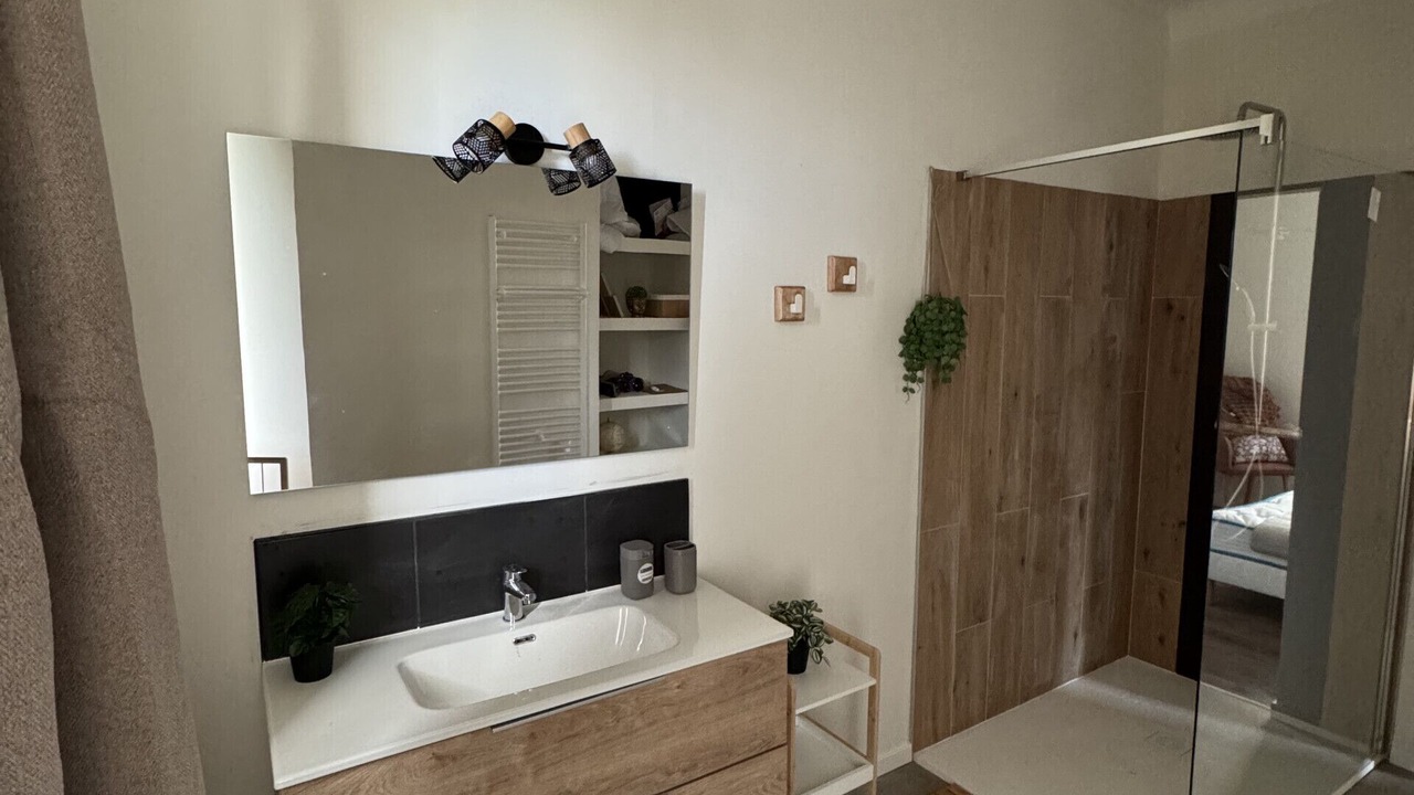 Photo of Bathroom in Brive-la-Gaillarde