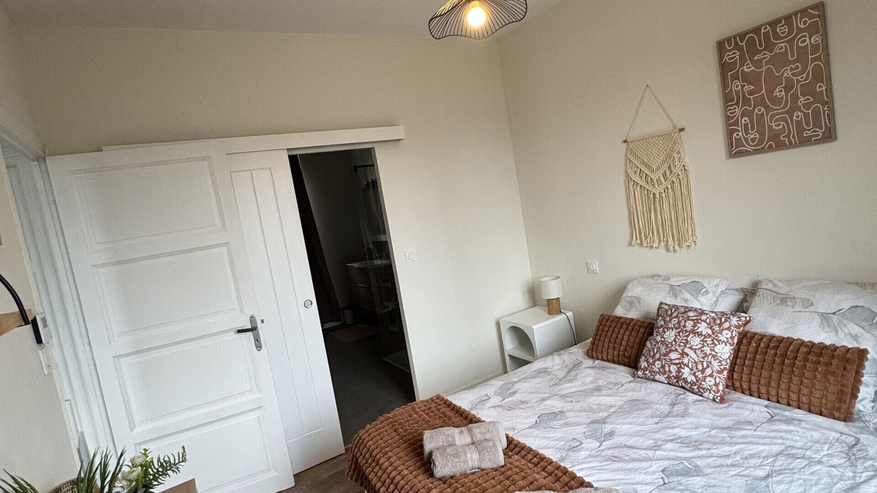 Photo of Bedroom in Brive-la-Gaillarde