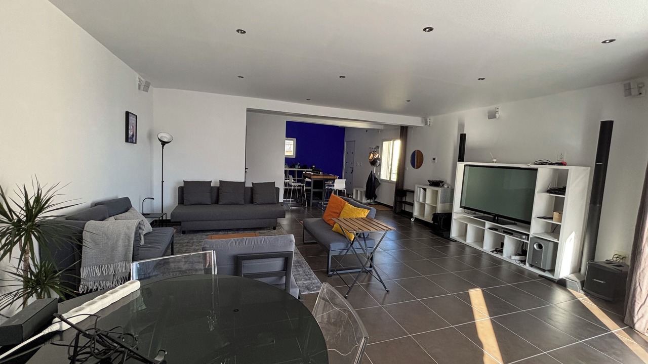 Photo of Livingroom in Le Pharo