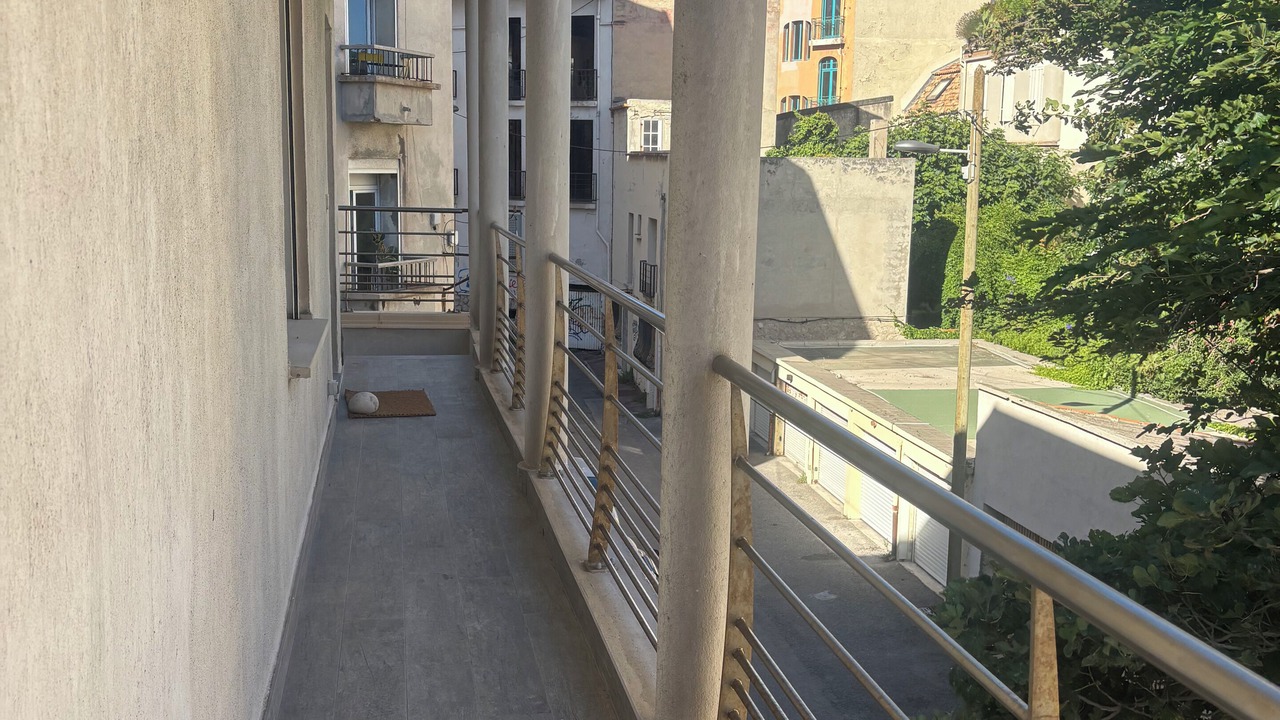 Photo of Outdoor in Le Pharo