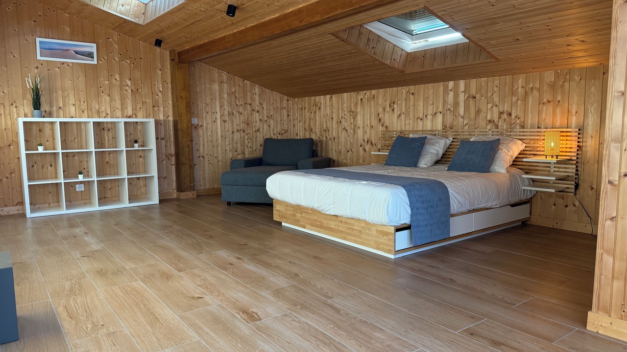 Photo of Bedroom in Claouey