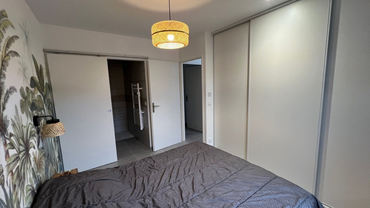 Photo of Bedroom in Saint-Jean-d'Angely