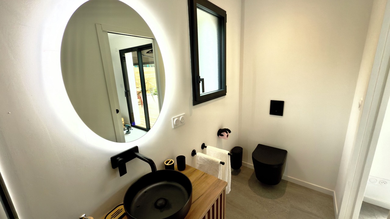 Photo of Bathroom in Boucau