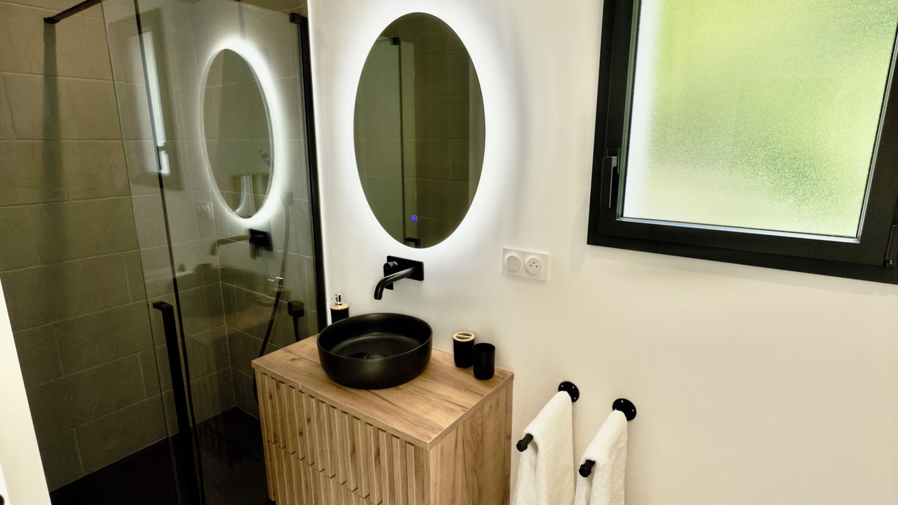 Photo of Bathroom in Boucau