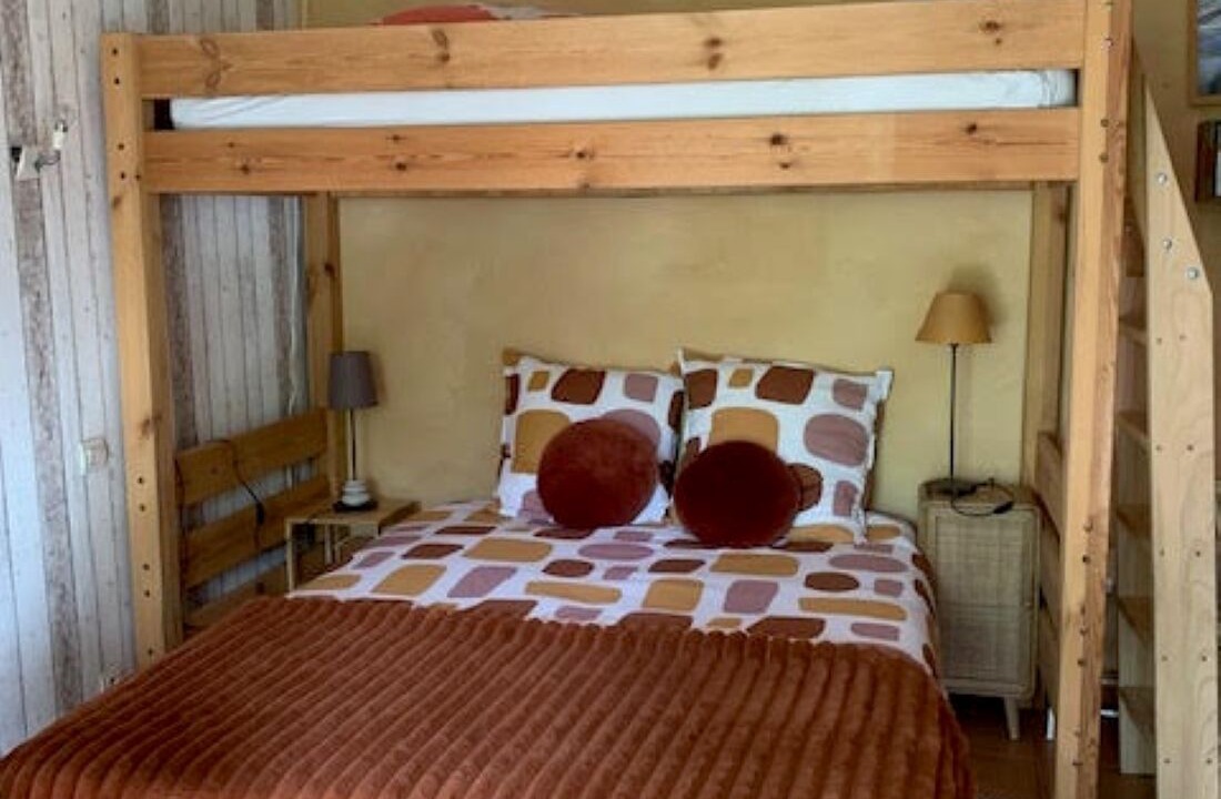 Photo of Bedroom in Beaugeay