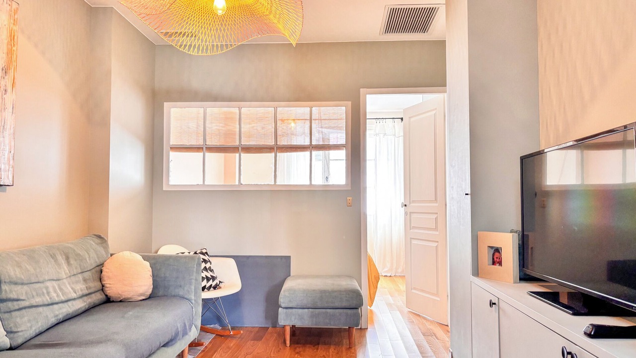 Photo of Livingroom in Saint Seurin - Fondaudege