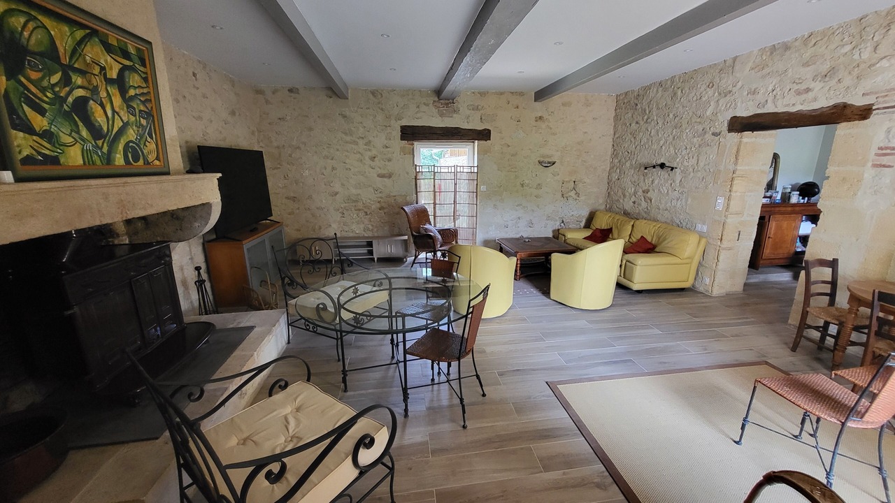 Photo of Livingroom in Montcaret