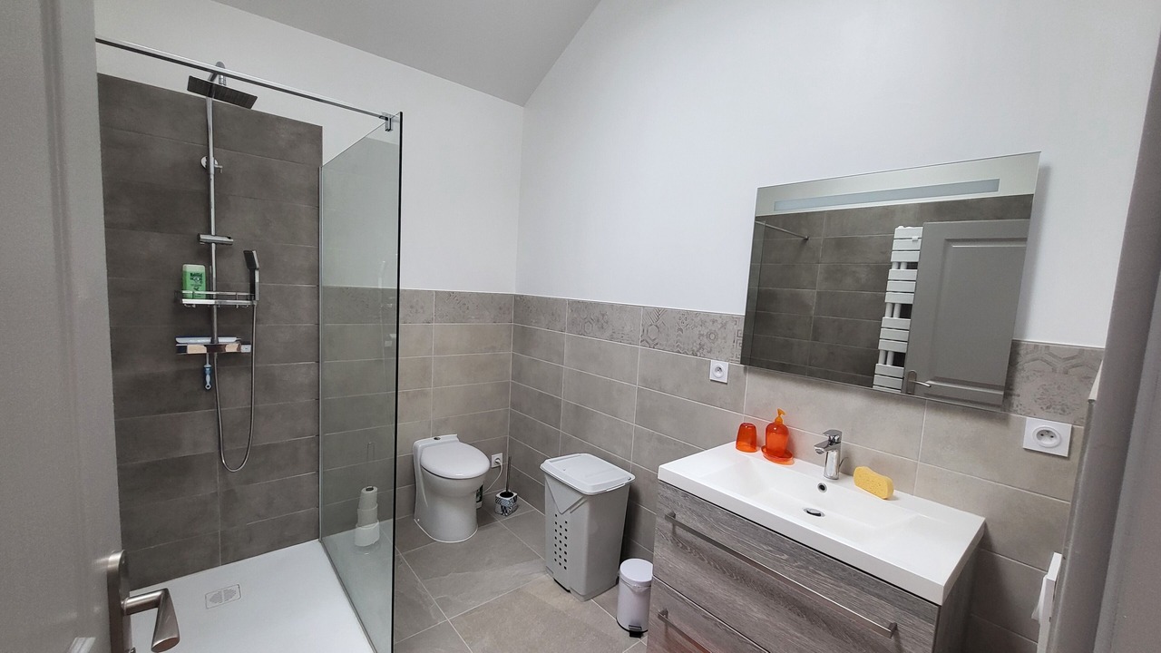 Photo of Bathroom in Montcaret
