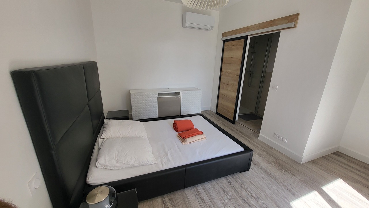 Photo of Bedroom in Montcaret