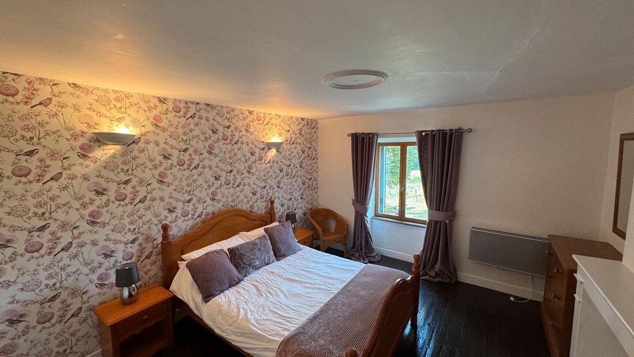 Photo of Bedroom in Janaillat