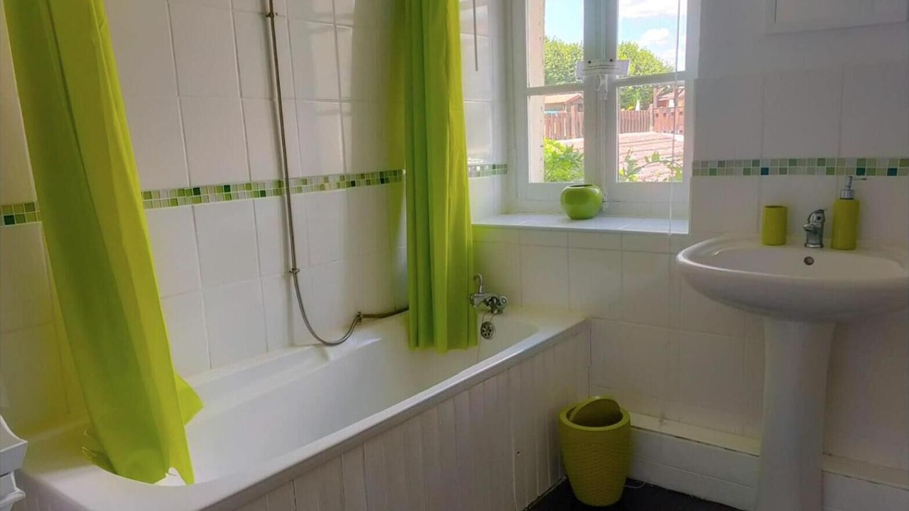 Photo of Bathroom in Janaillat