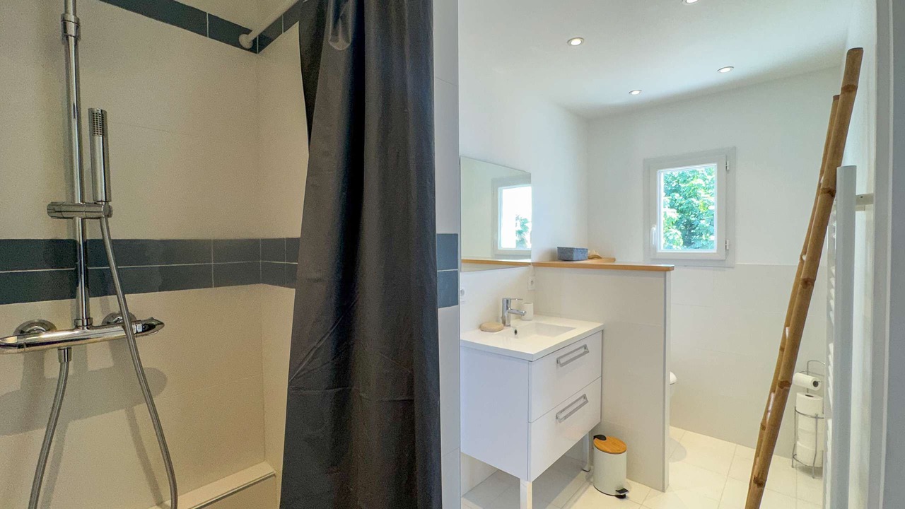 Photo of Bathroom in Loix