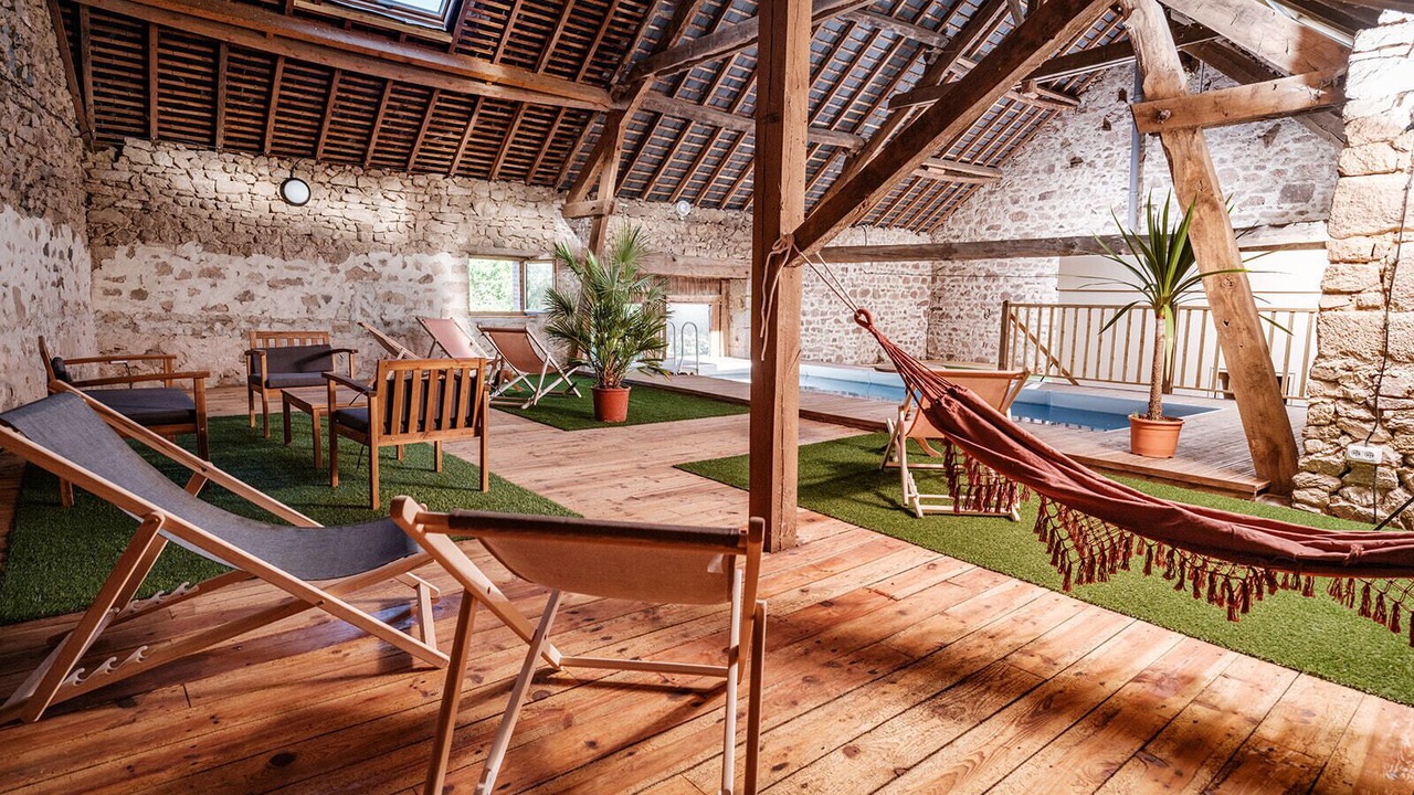 Photo of Patio Balcony in Saint-Dizier-les-Domaines