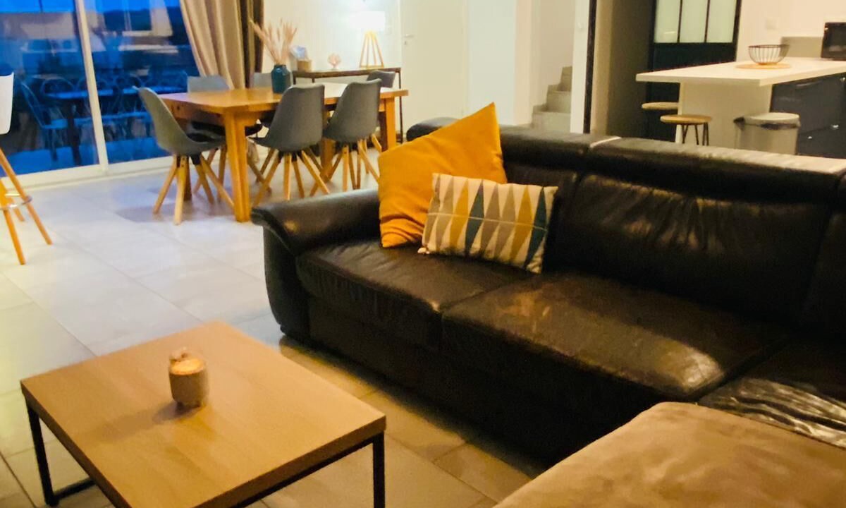 Photo of Livingroom in Aramon