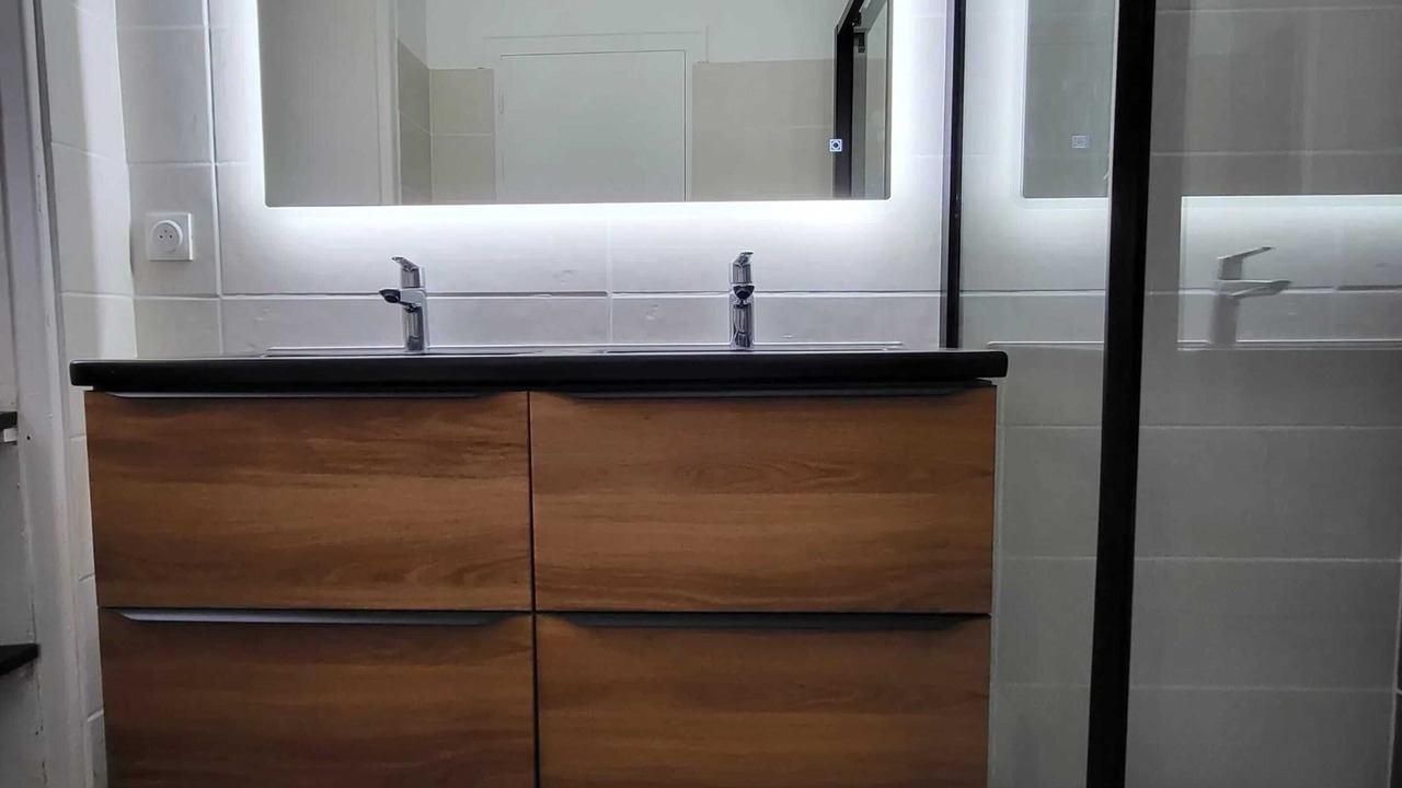 Photo of Bathroom in Floirac
