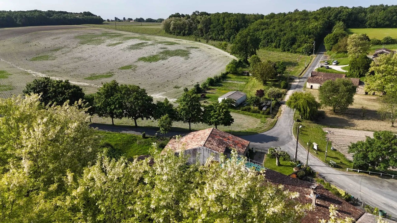 Photo of Outdoor in Floirac
