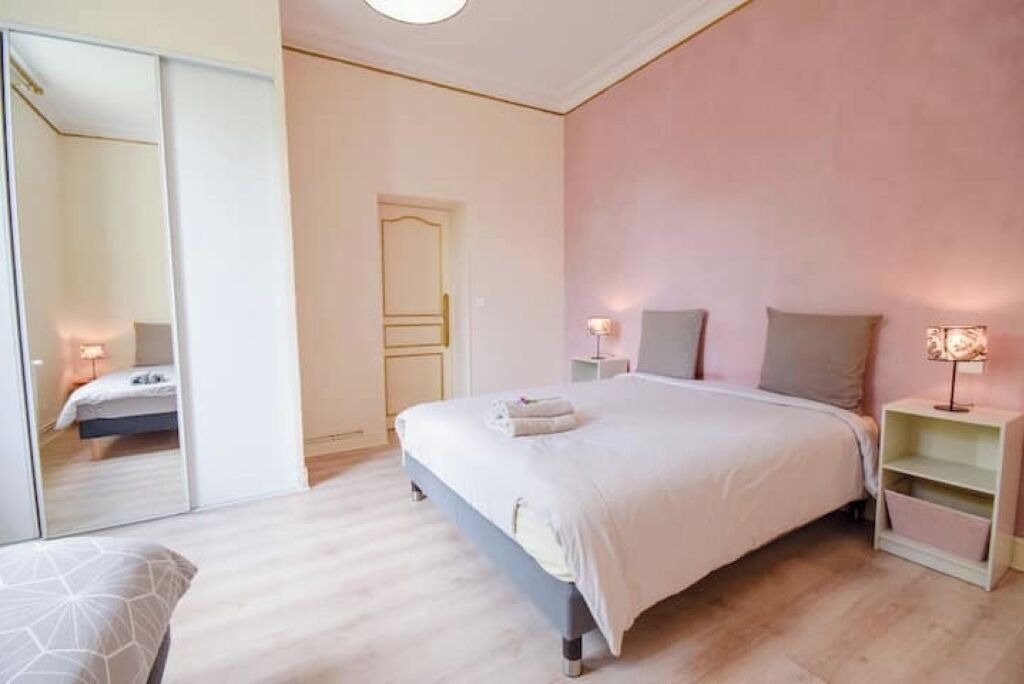 Photo of Bedroom in Sabres