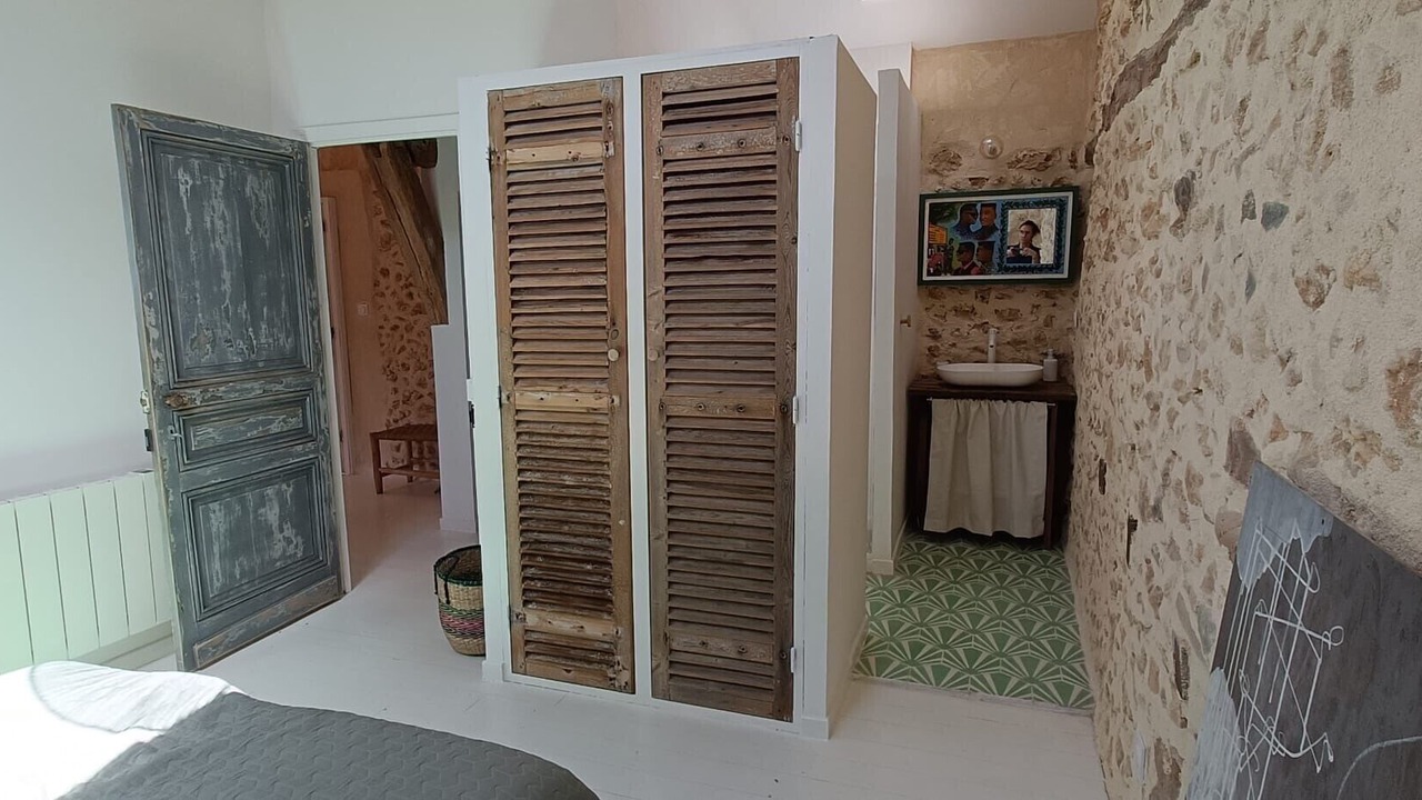 Photo of Bedroom in Lembras