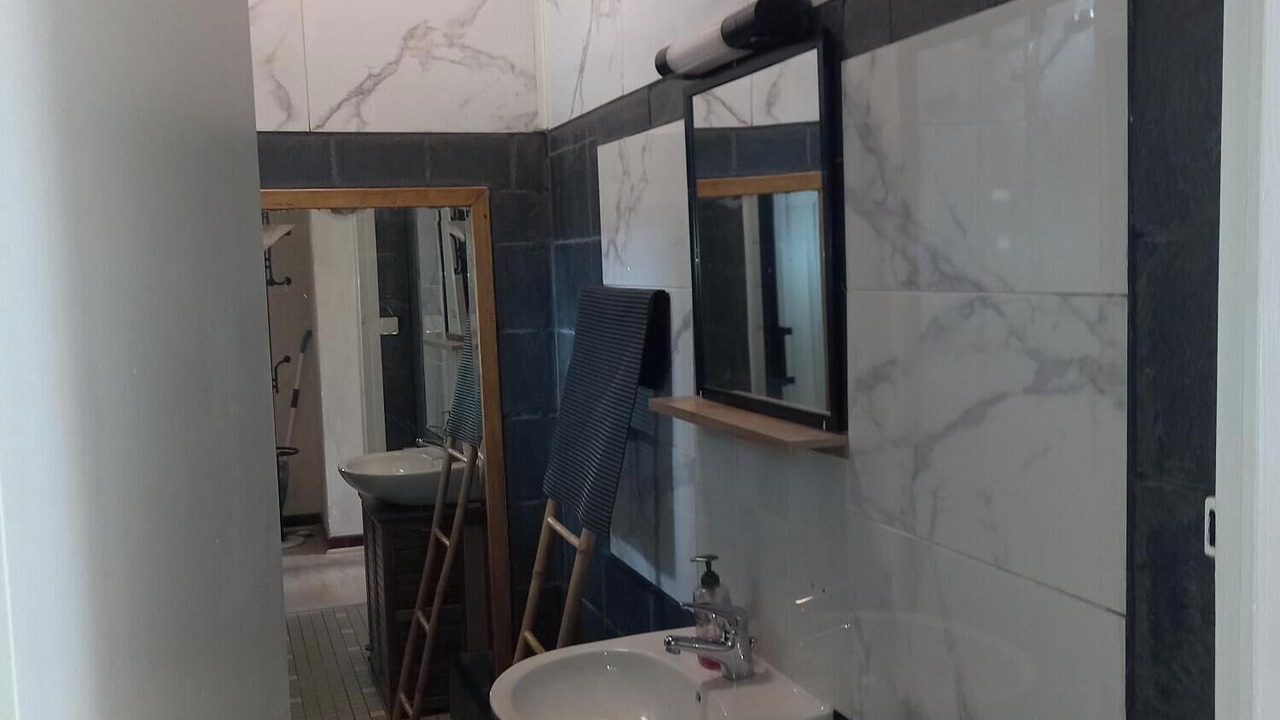 Photo of Bathroom in Saint-Etienne-de-Puycorbier