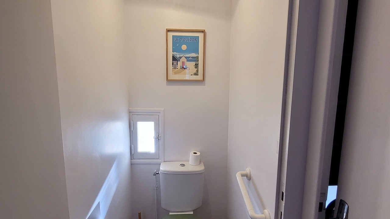 Photo of Bathroom in Surgeres
