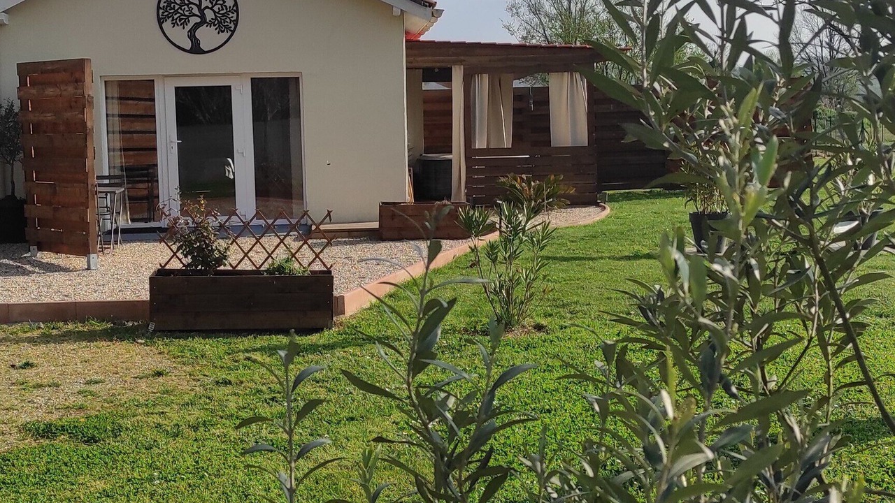 Photo of Outdoor in Montcaret