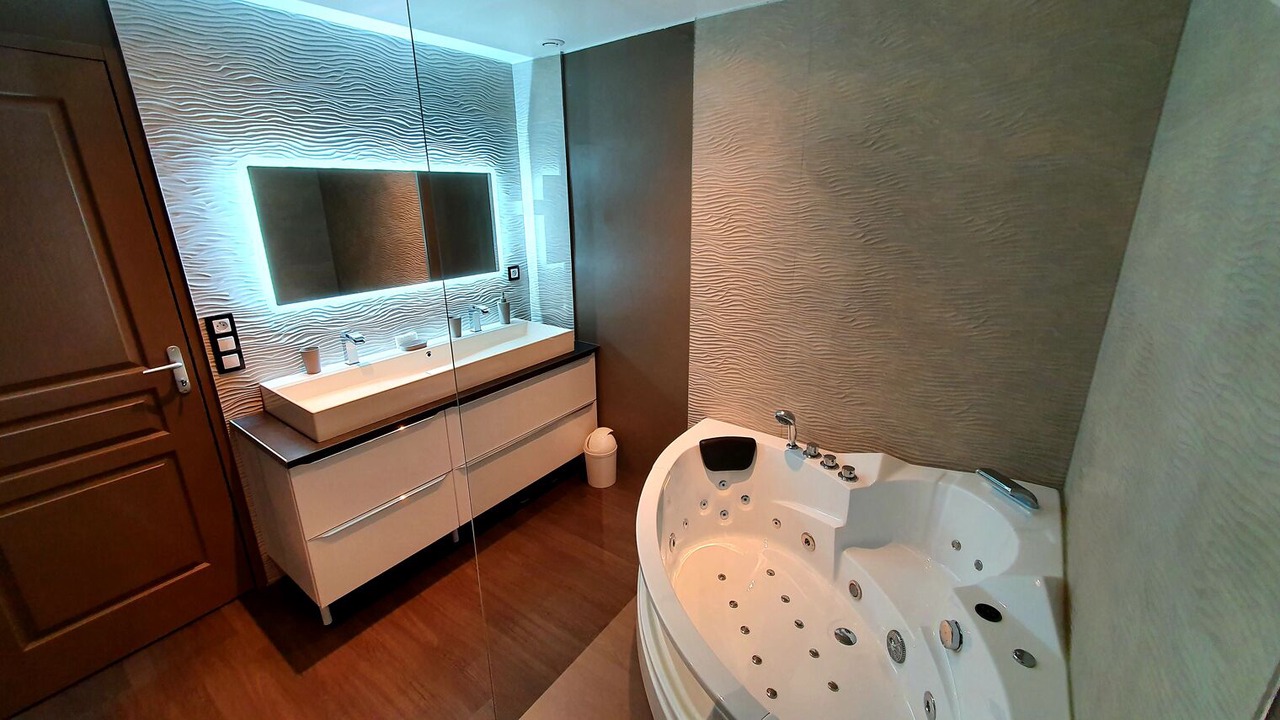 Photo of Bathroom in Saint-Vincent-de-Tyrosse