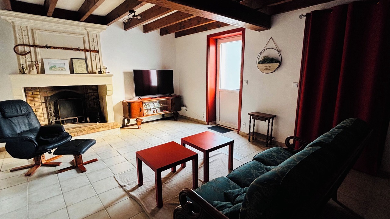 Photo of Livingroom in Cherves-Richemont