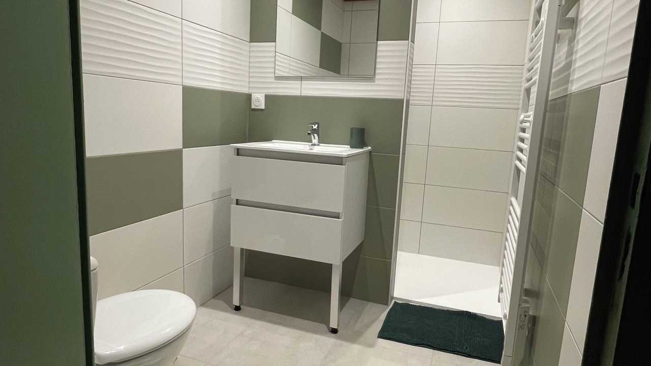 Photo of Bathroom in Cherves-Richemont