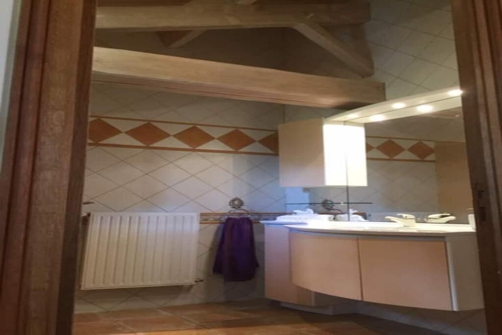 Photo of Bathroom in Echire