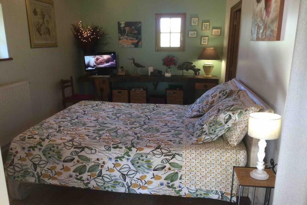 Photo of Bedroom in Echire