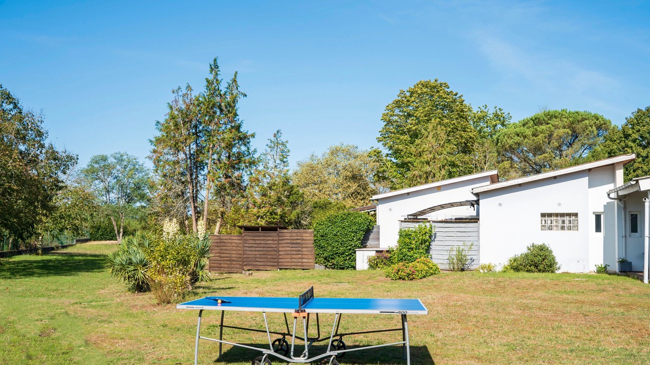 Photo of Outdoor in Lesperon