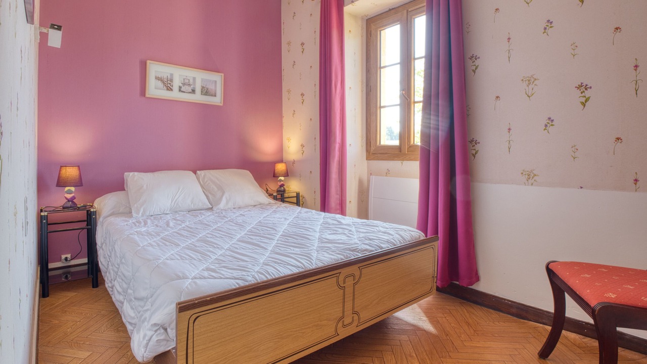 Photo of Bedroom in Saint-Genies