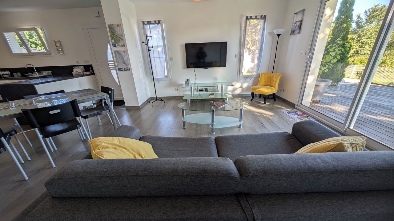 Photo of Livingroom in Cussac-Fort-Medoc