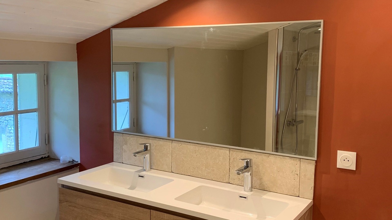 Photo of Bathroom in Ronsenac